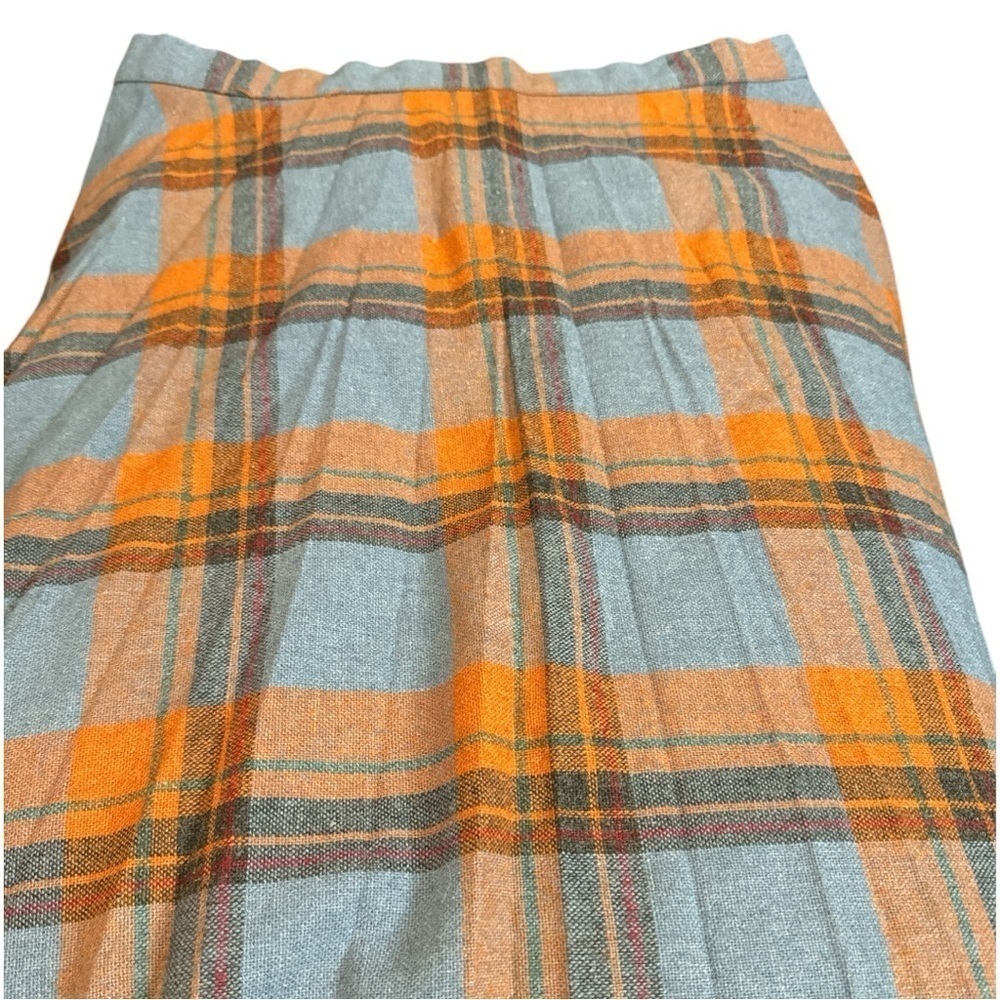 Plus size Vintage Wool Plaid Skirt - Picture 3 of 6